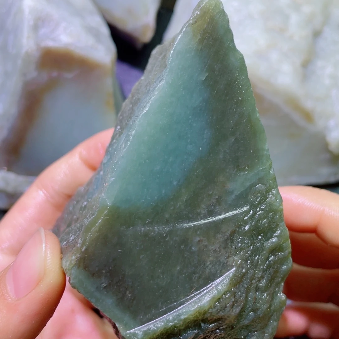 和田玉未镶嵌珠宝半成品