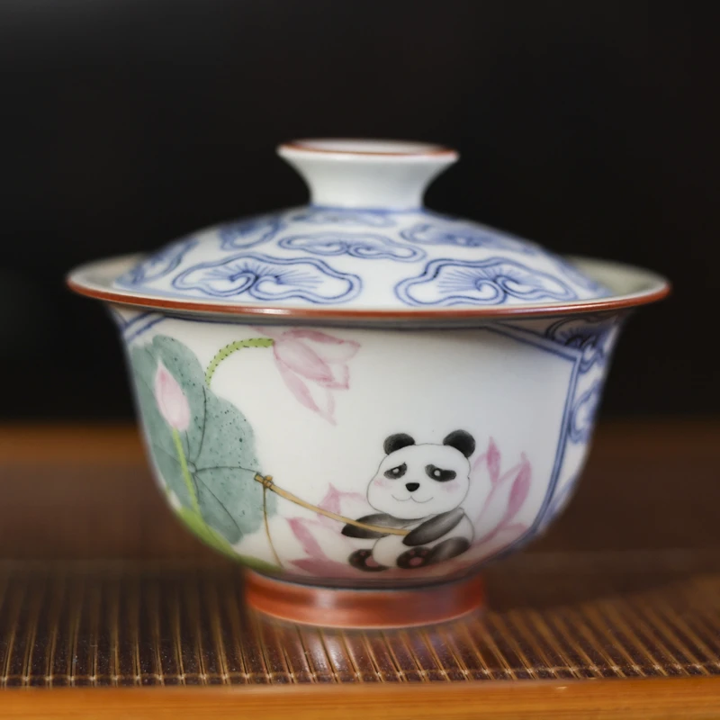 斋居 开窗斗彩熊猫荷花盖碗160ml（新墨冉0339）