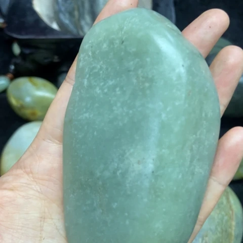 和田玉（糖玉）未镶嵌挂件