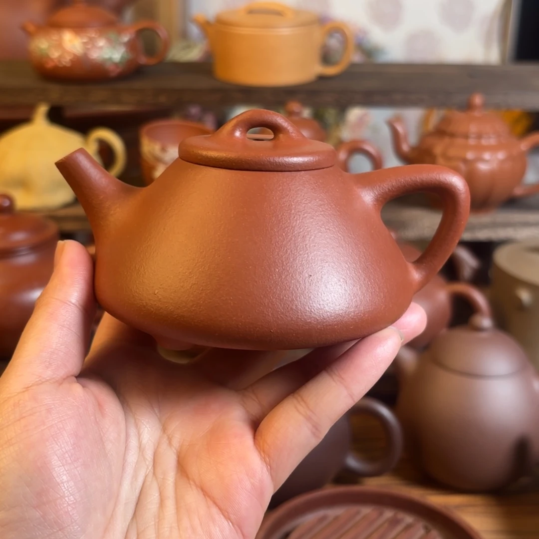 ****༺茶壶紫砂微瑕 红将坡子冶石瓢