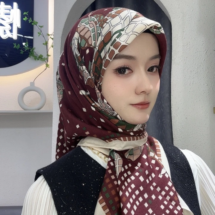 天丝棉愫纱时尚丝绒方巾