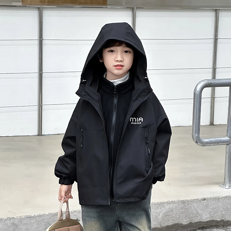 男童秋装外套2025新款中大童连帽三合一可拆卸儿童冲锋衣秋季童装
