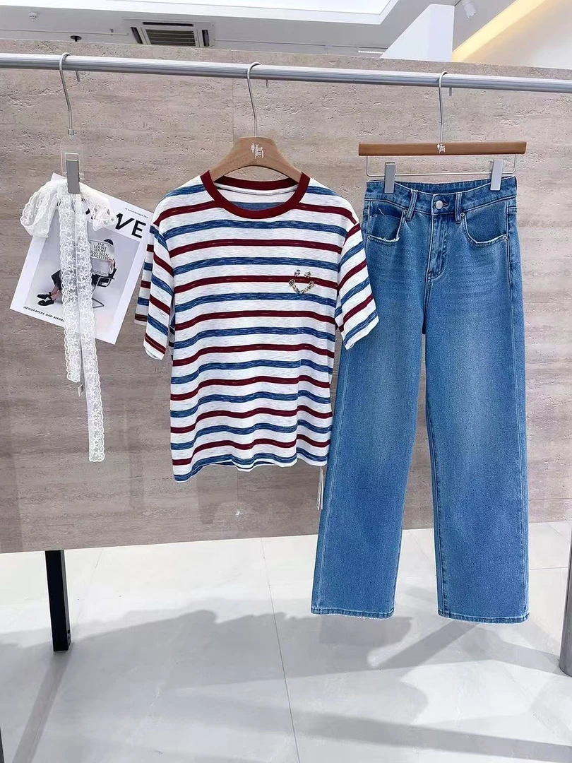 8459轩尚女装“笑脸串珠条纹T恤”