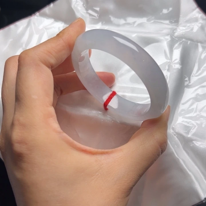 未镶嵌手镯翡翠天然缅甸翡翠手镯