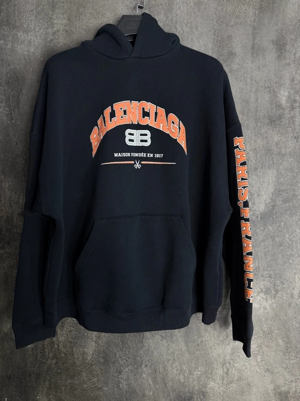 全新未使用 Balenciaga/巴黎世家 做旧剪刀帽衫/12400