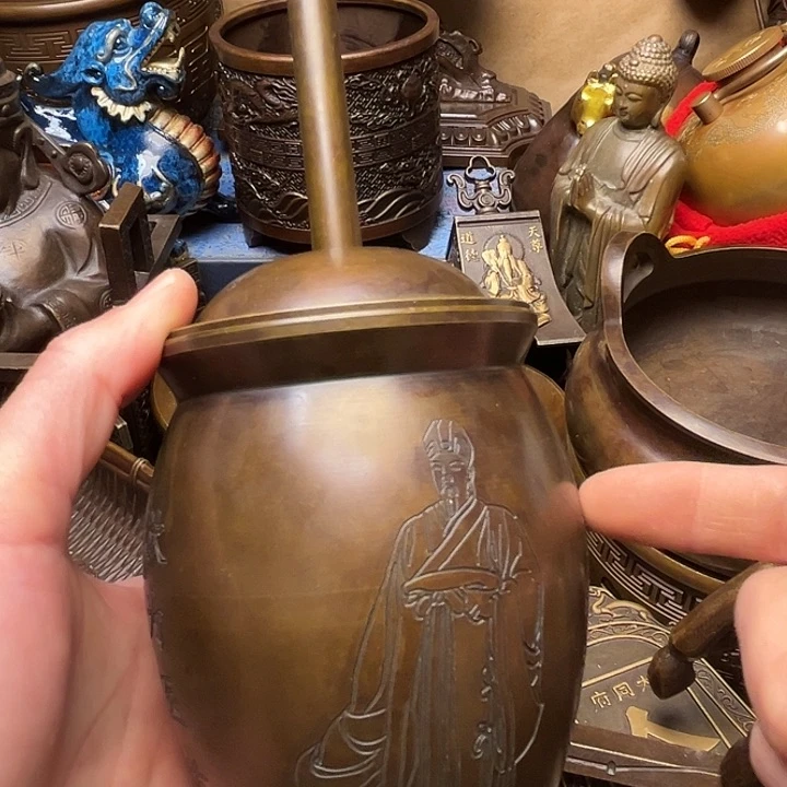 精美铜器批发档口