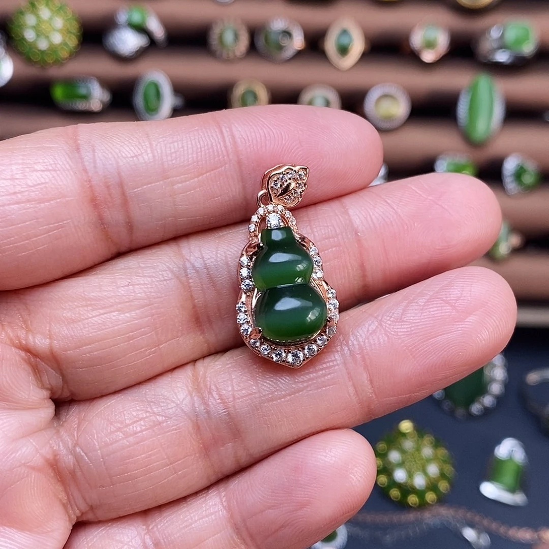 吊坠(不含链)银S925镶嵌和田玉（碧玉）