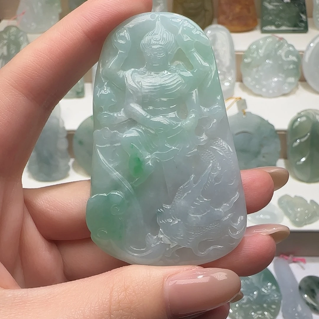 翡翠未镶嵌颈饰天然缅甸翡翠不动明王