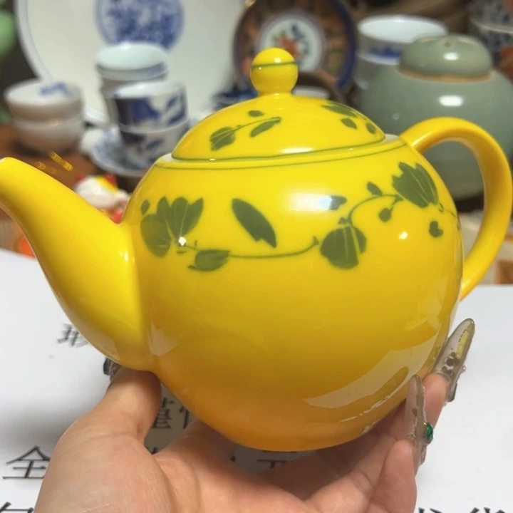 盖碗瓷器直播放漏中