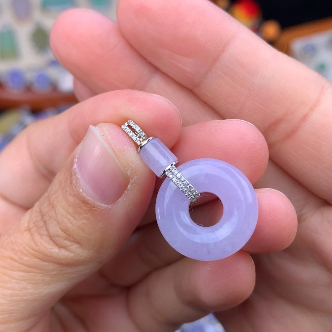 翡翠吊坠(不含链)18K金镶嵌