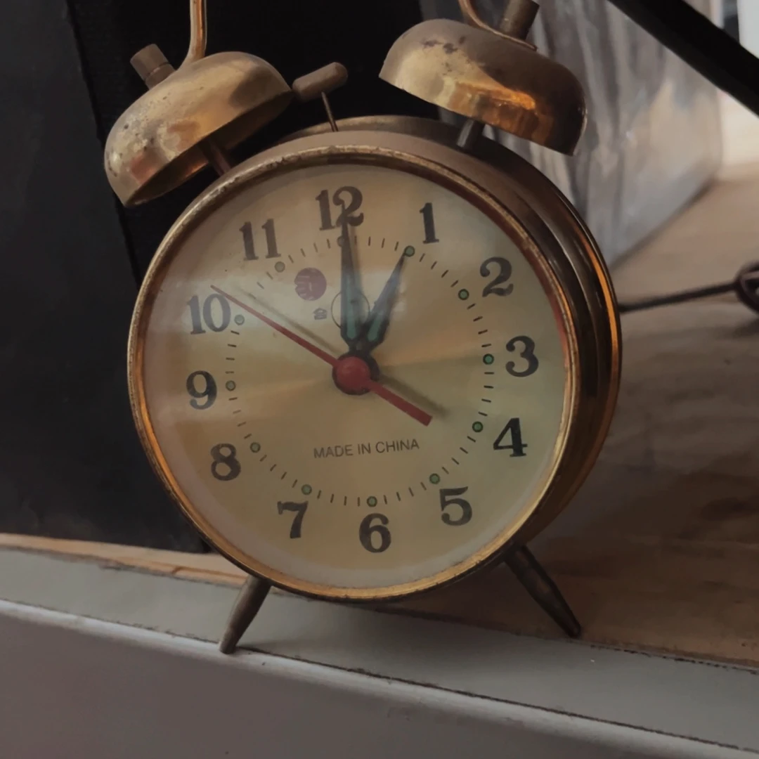 8新一个能用的机械小闹钟包邮