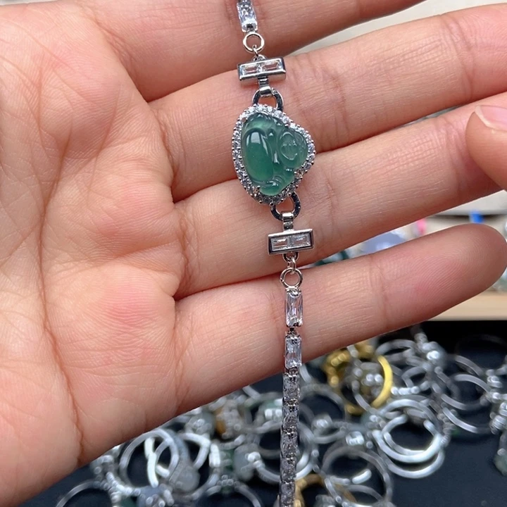 翡翠未镶嵌戒指戒指