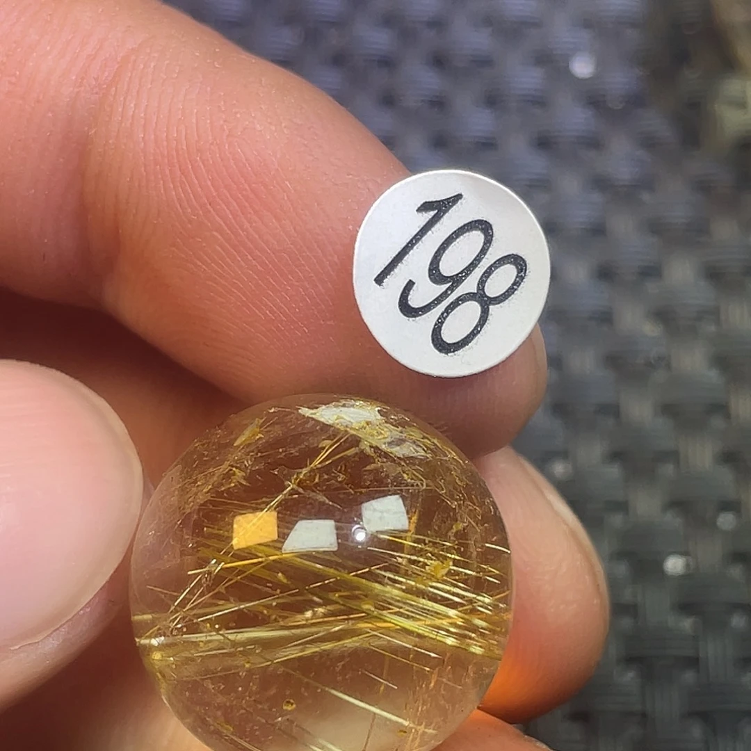 大***姐吊坠(不含链)未镶嵌水晶