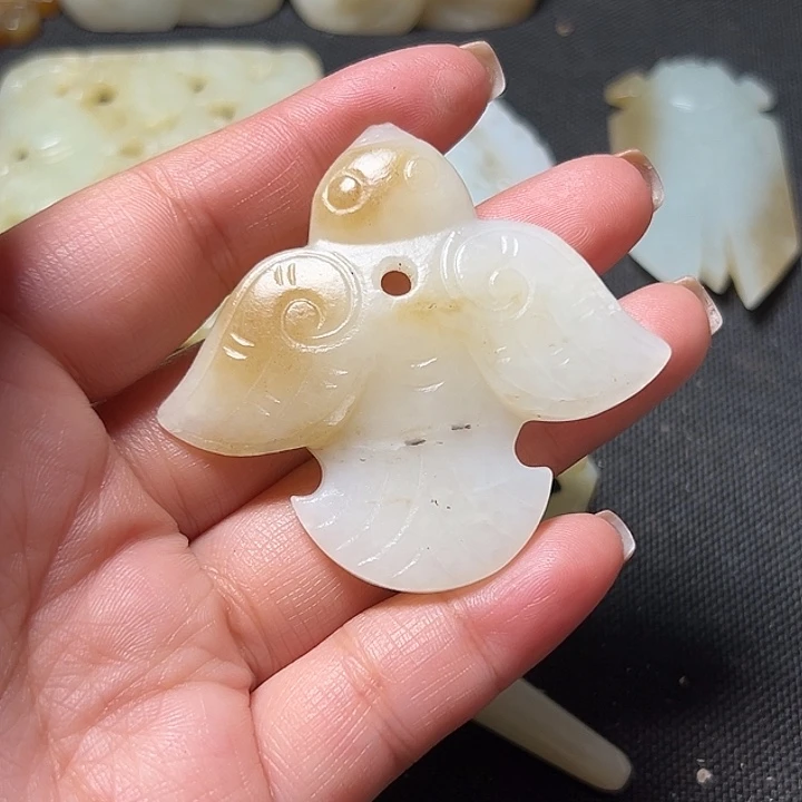 祝***，和田玉（糖玉）未镶嵌挂件