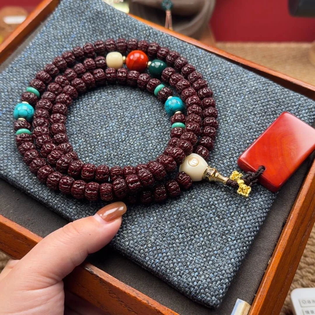 J***。金刚菩提吊坠盘龙