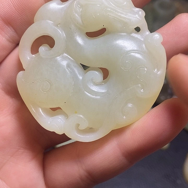 和田玉（糖玉）未镶嵌颈饰