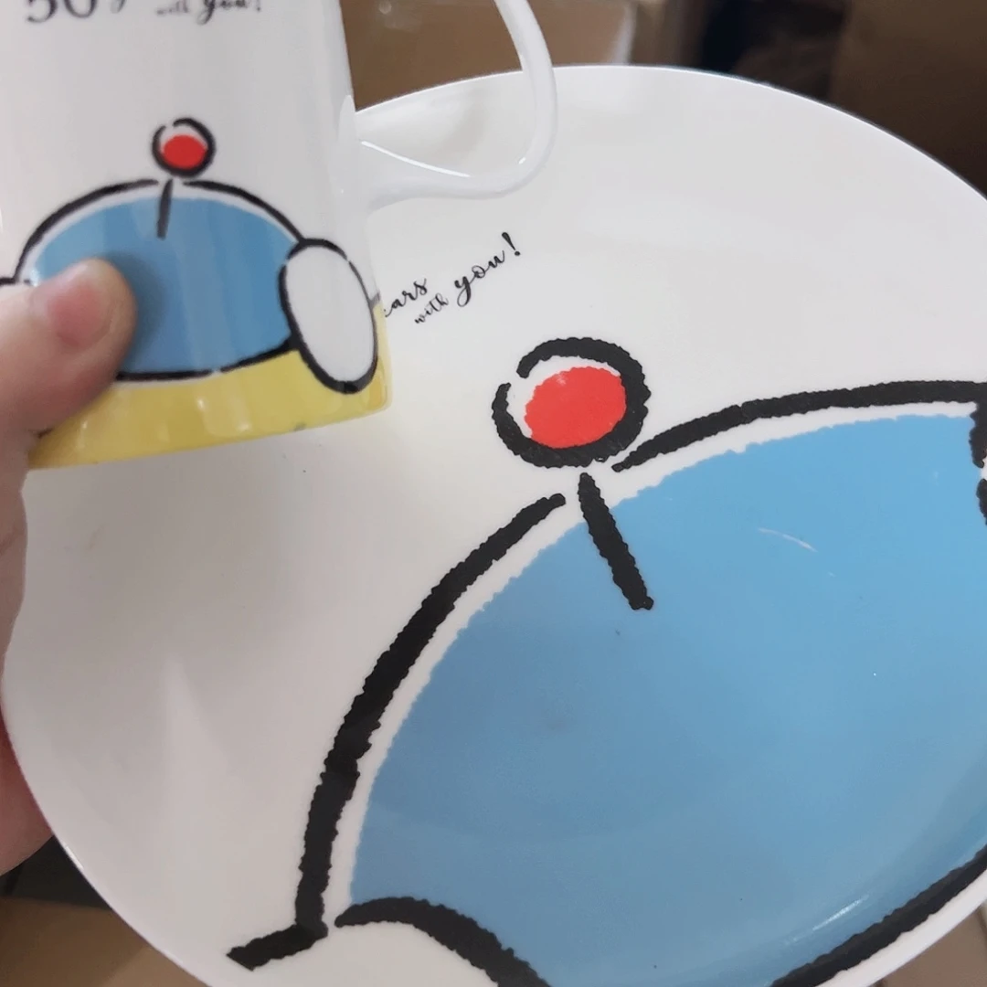 瓷片盘子瑕疵明显不退不换