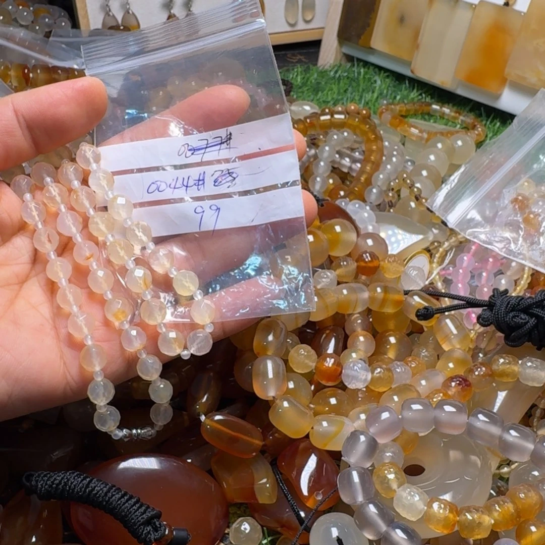 玥***玛瑙/玉髓未镶嵌颈饰0044