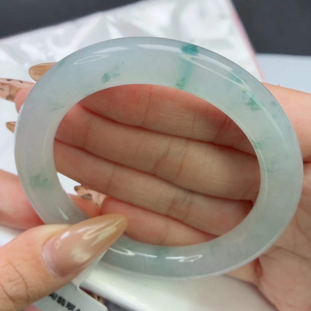 未镶嵌手镯翡翠5