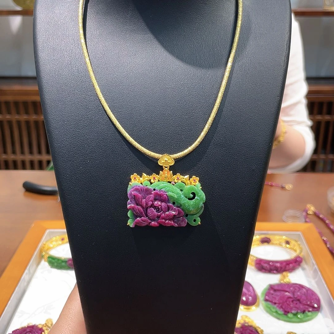 锦纶非金属吊坠红宝