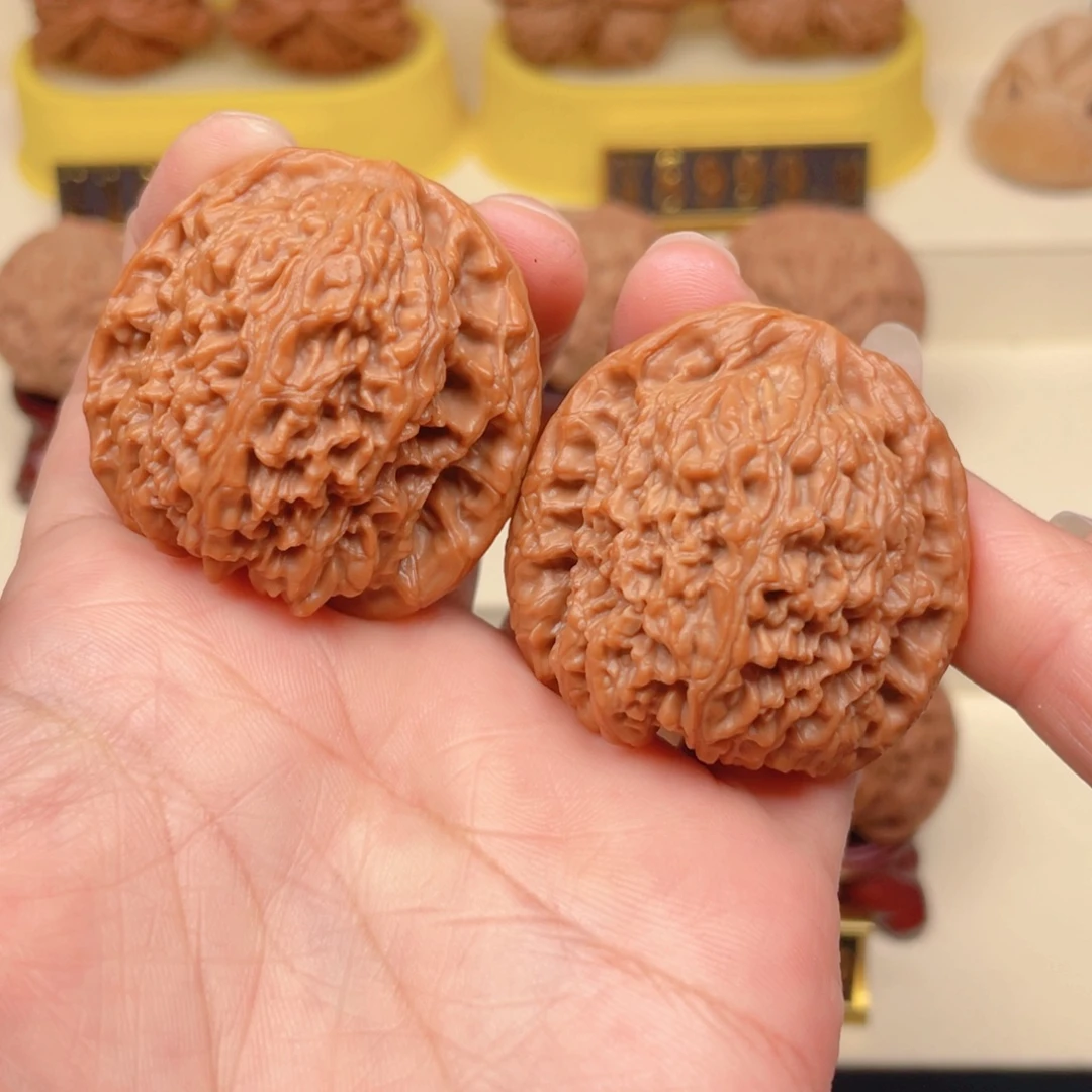 黑***光文玩核桃把件南疆41