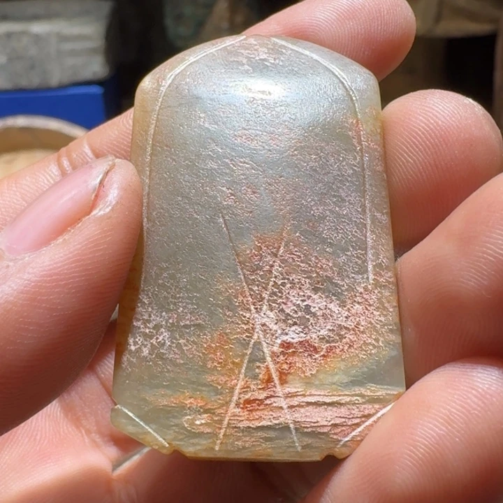 和田玉（糖玉）颈饰未镶嵌青*