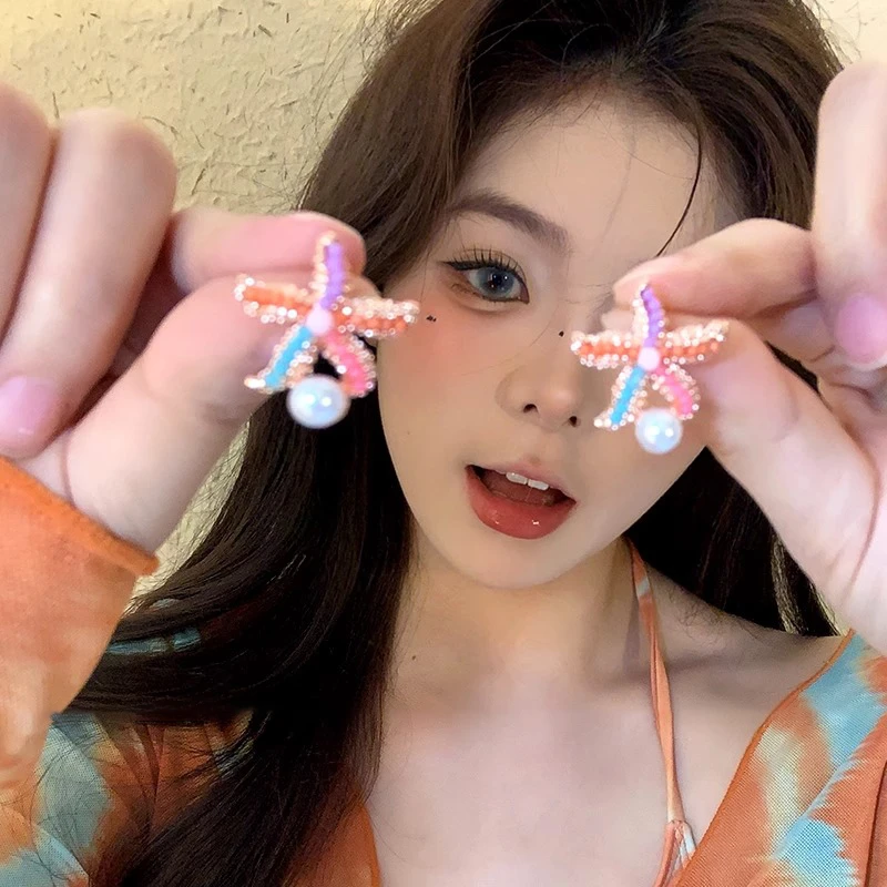 铜合金耳饰 彩色海星耳环女高级感海边度假甜美耳钉小众设计时尚