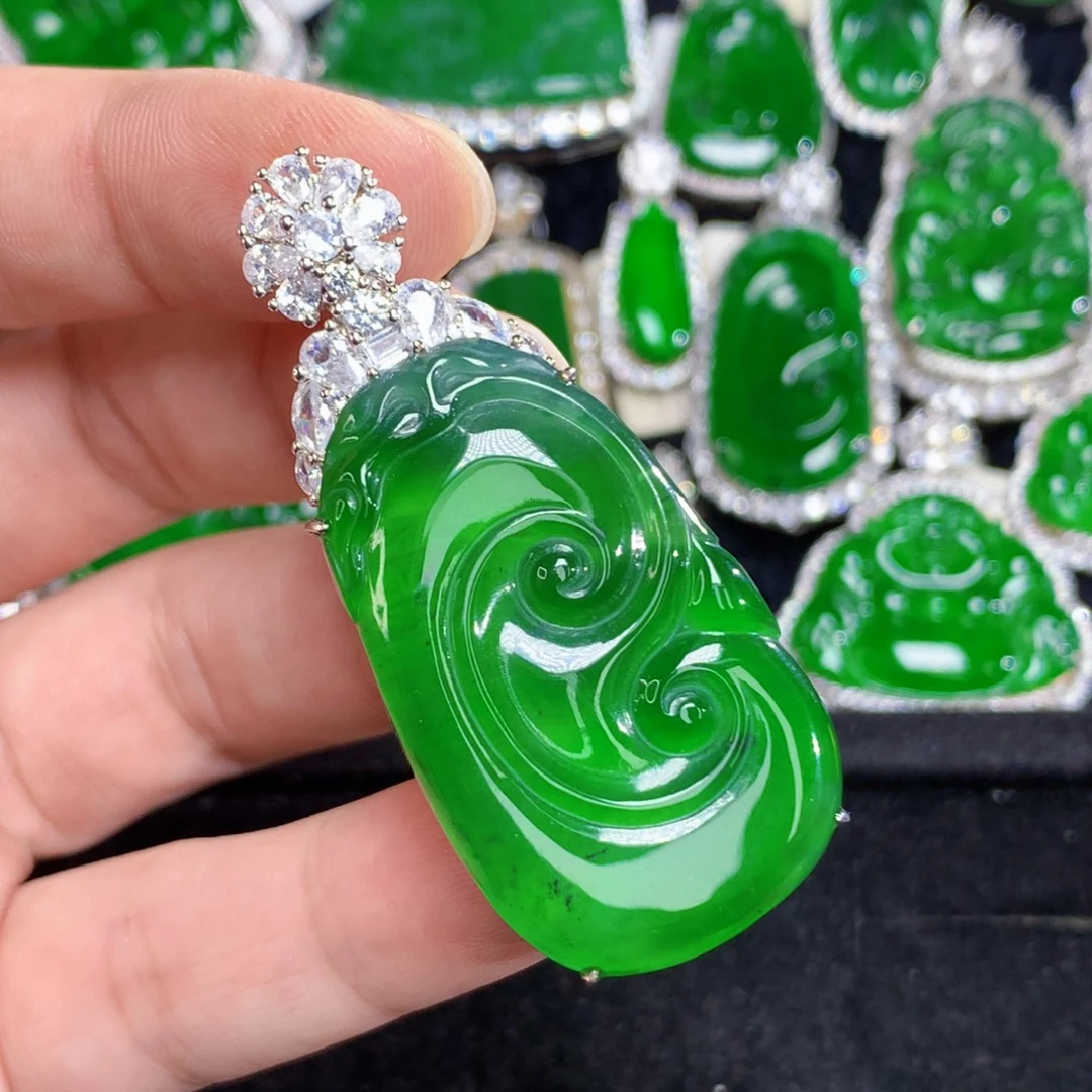 翡翠未镶嵌颈饰翡翠