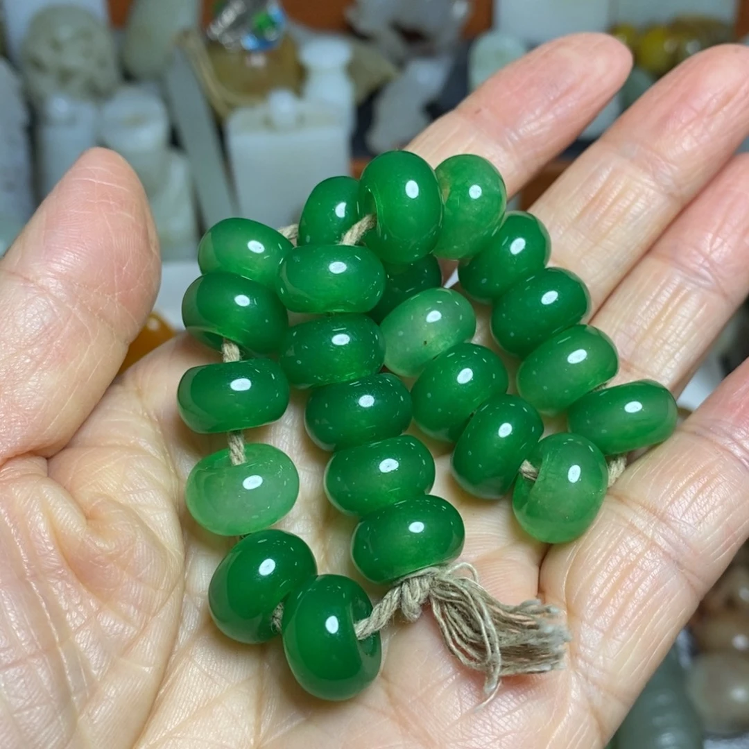 家***选和田玉（糖玉）未镶嵌颈饰