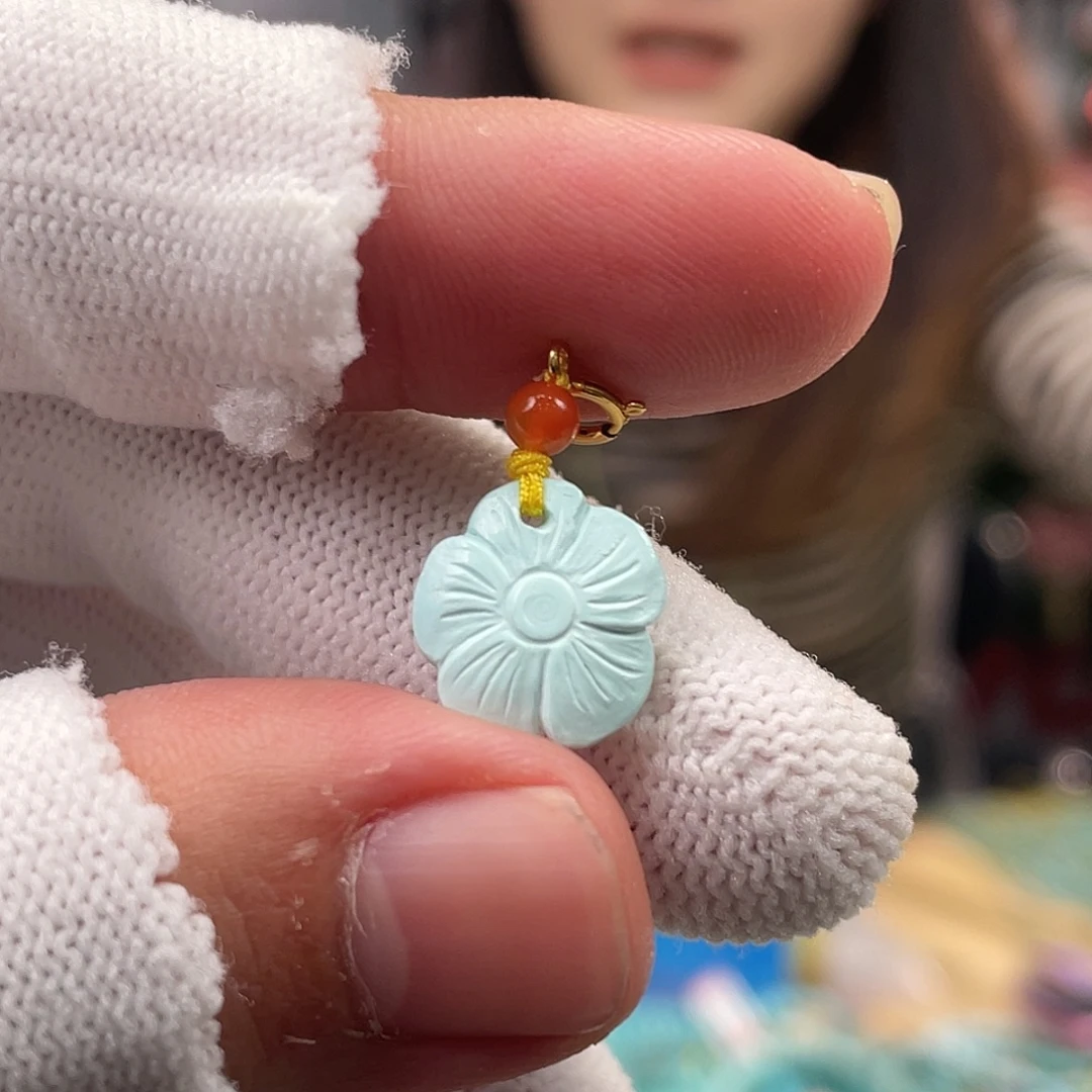 绿松石未镶嵌挂件