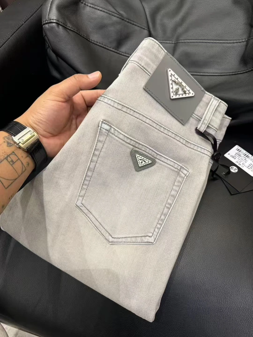 9302微弹弹力小直筒修身小直筒牛仔裤薄款春夏轻奢直筒男士潮流