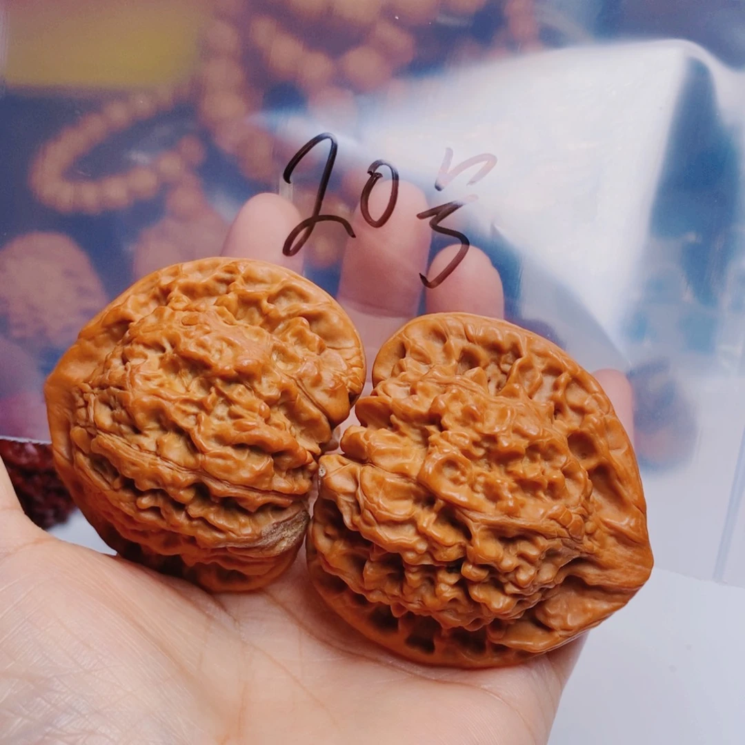 桃核吊坠你*哥麒麟官帽