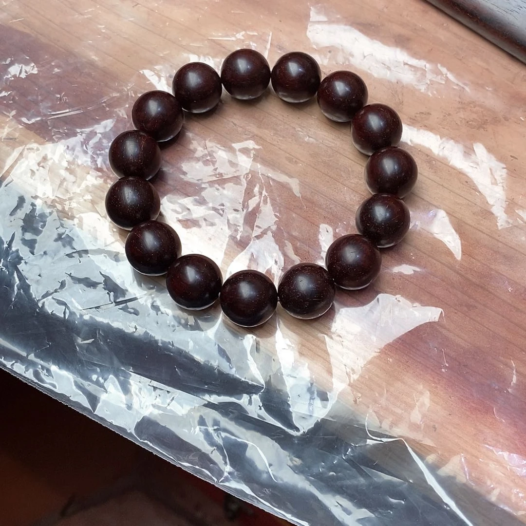 紫檀木类成套家具言*原材料