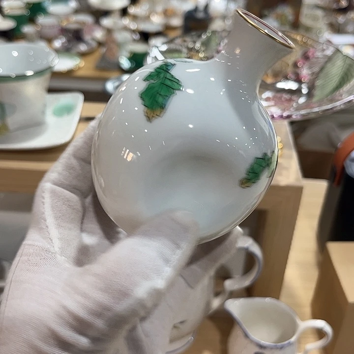 瓷片好哈哈哈哈哈哈哈哈