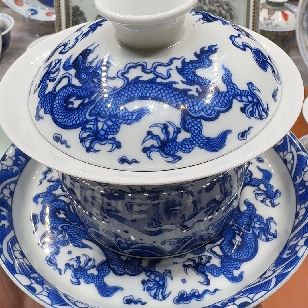 景德镇窑厂生产车间生产