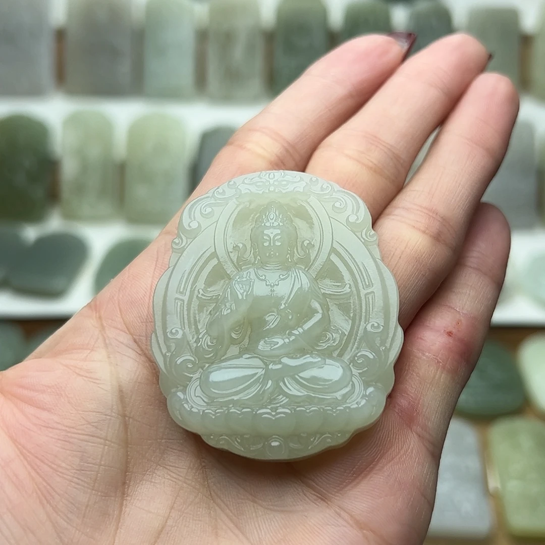 和田玉未镶嵌颈饰