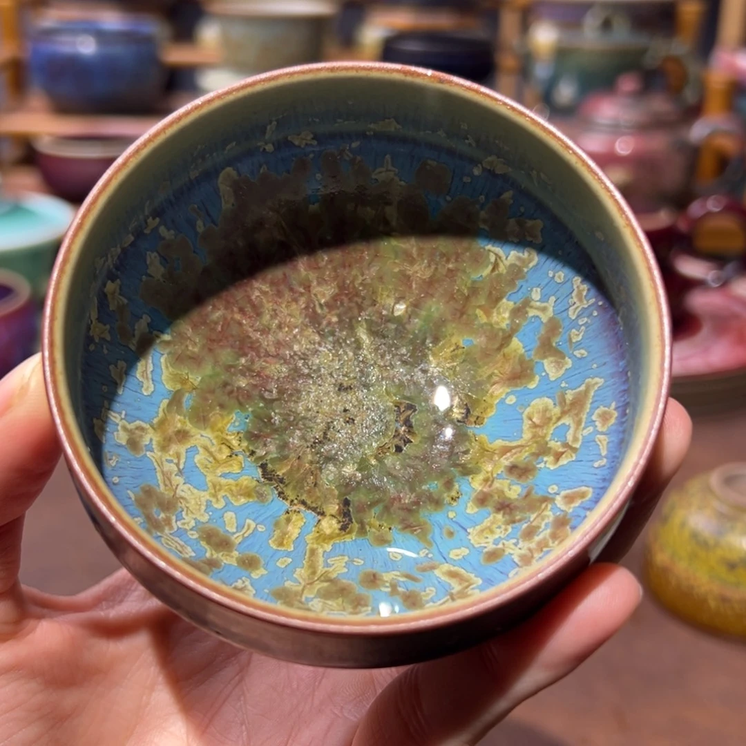 钧瓷的制作工艺和工艺都是非常