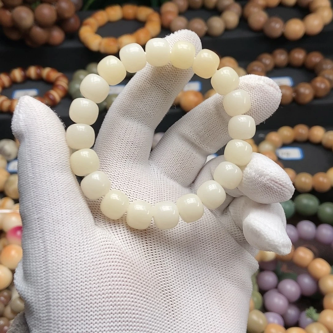 吊坠菩提根/象牙果11mm玉化白