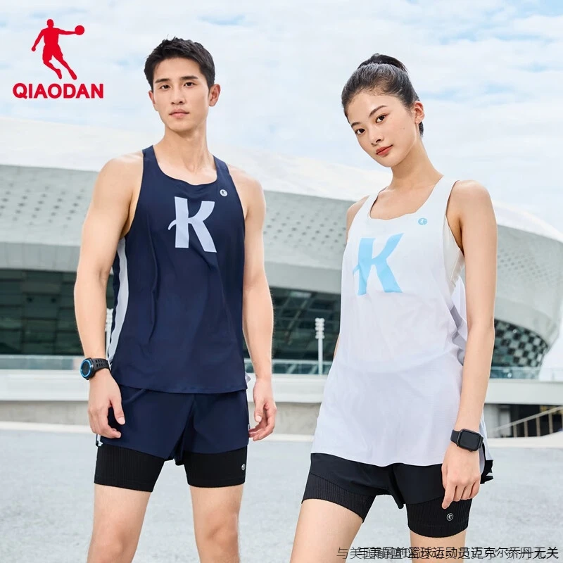 中国乔丹跑步无袖背心男强风吹拂大K联名2024新款专业田径马拉松t
