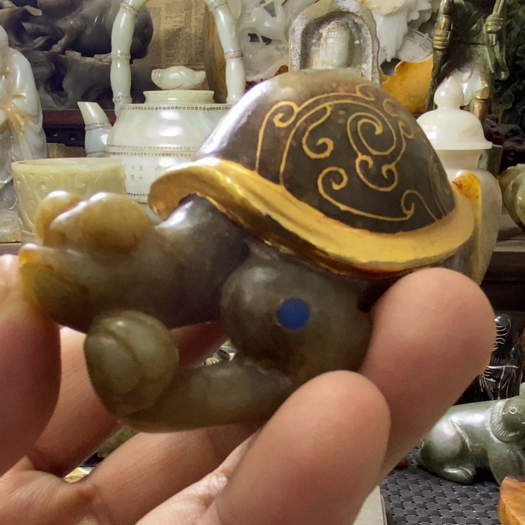 玉***引和田玉（糖玉）未镶嵌挂件