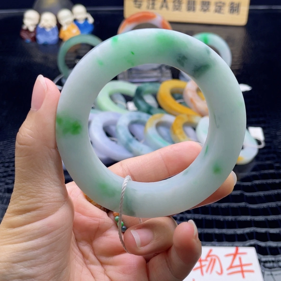 未镶嵌翡翠定制翡翠s****a