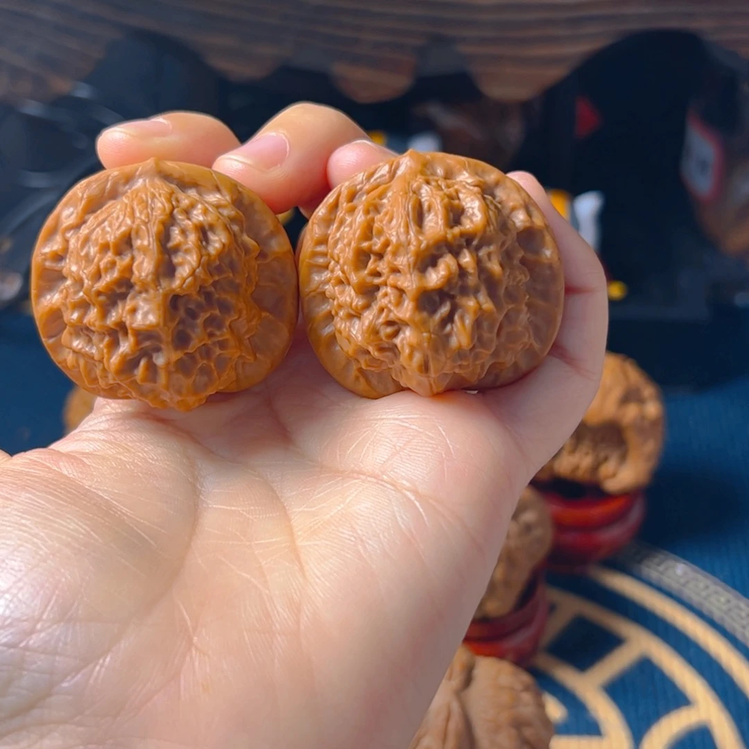 文玩核桃把件瓷娃娃38