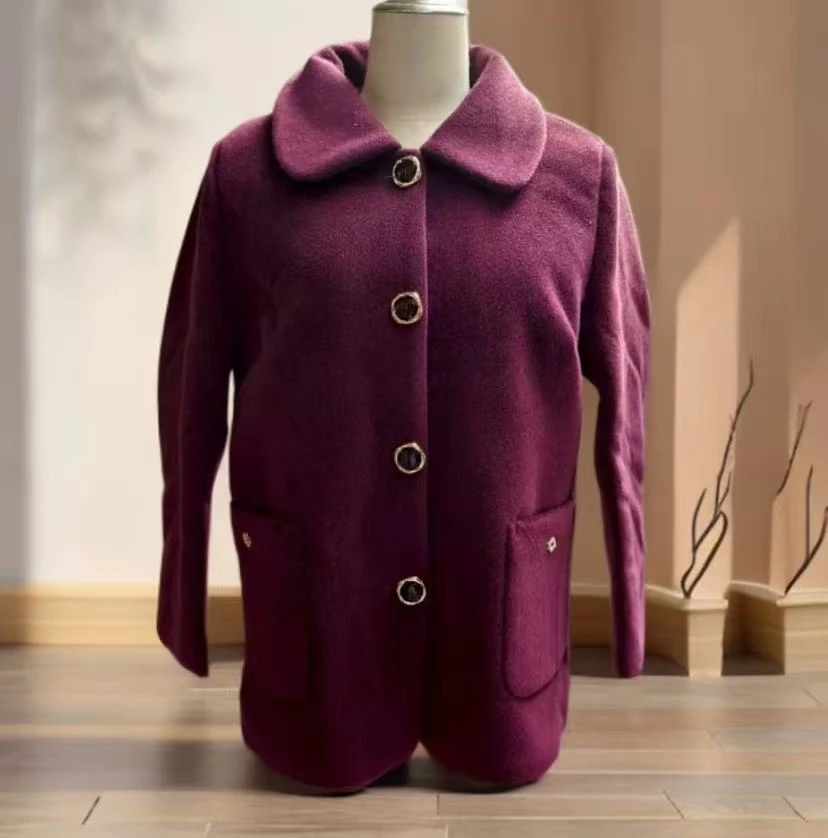 奶奶秋装短款外套洋气加绒大衣老年人女妈妈装