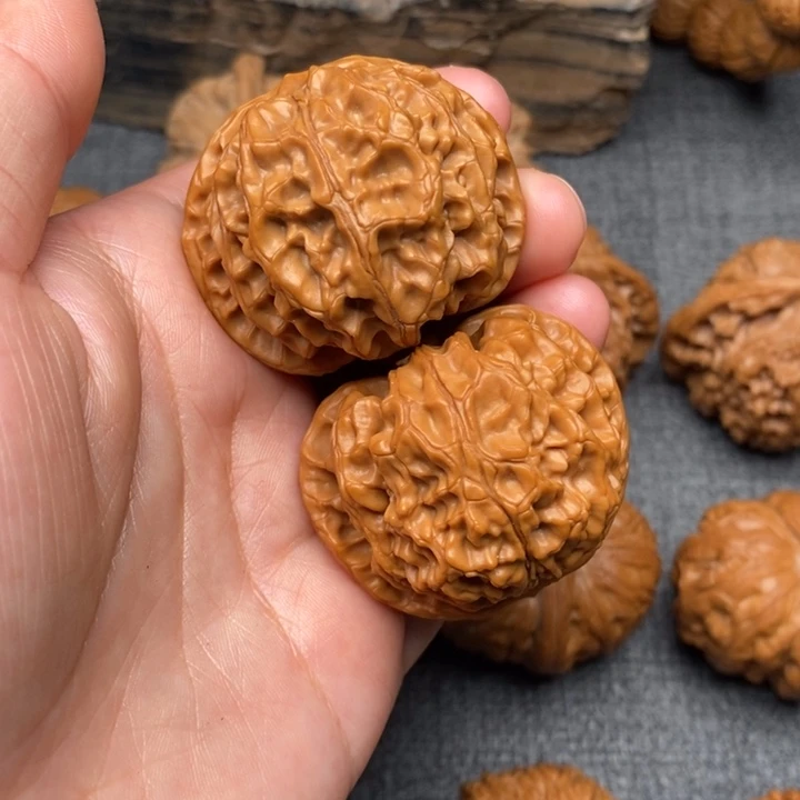 文玩核桃吊坠尺寸41苹果