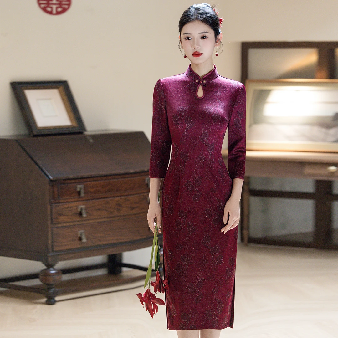 2025新款秋冬季旗袍女喜婆婆敬酒服红色改良大码高档妈妈婚宴礼服