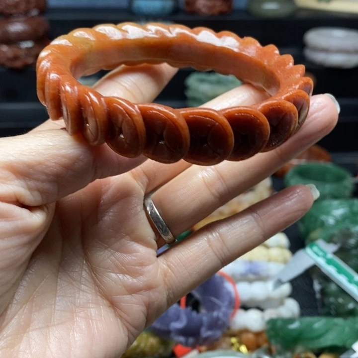 石英质玉手镯未镶嵌