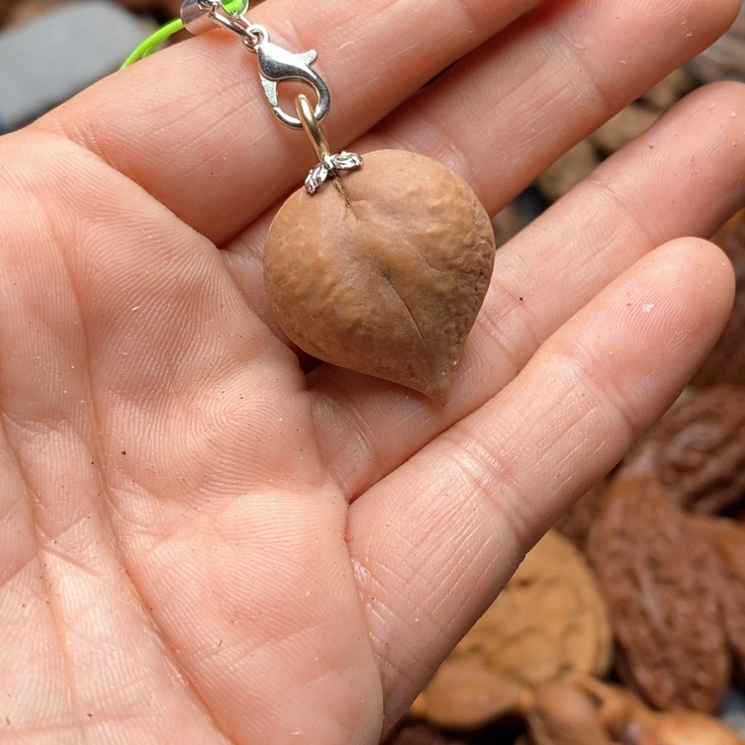 文玩核桃吊坠核桃77