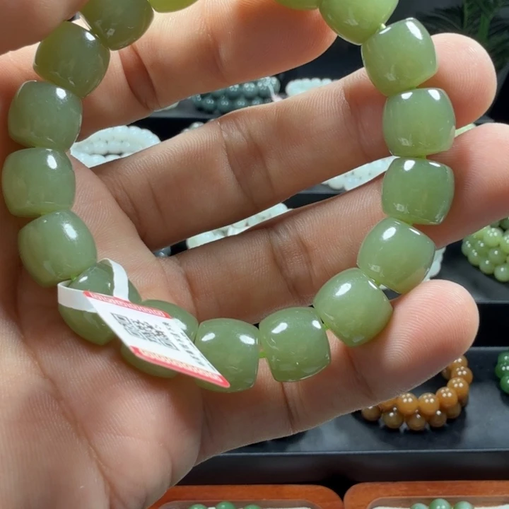 未镶嵌手链和田玉