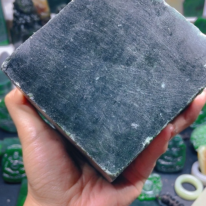 和田玉未镶嵌珠宝半成品