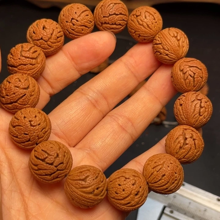 桃核手串龙纹桃核1